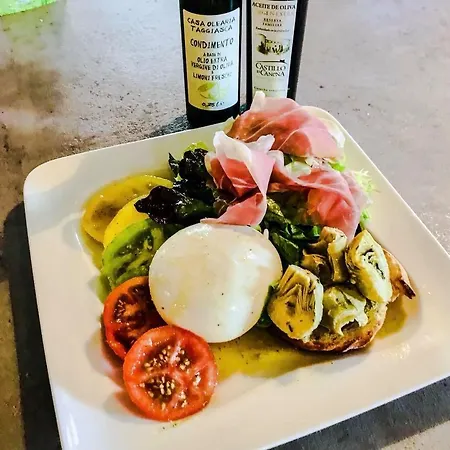 A L'etrier ホテル 2*