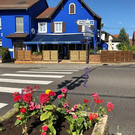 A L'etrier ホテル