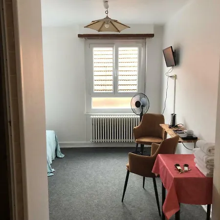 Hotel A L'etrier 2*